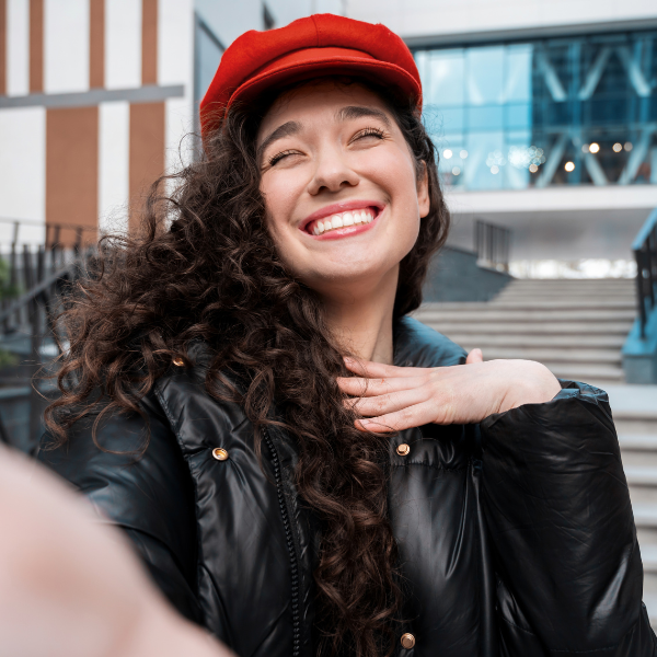 كيف تفرض وجودك أمام الآخرين؟ 3 تقنيات طبقها الآن 1 كيف تفرض وجودك أمام الآخرين