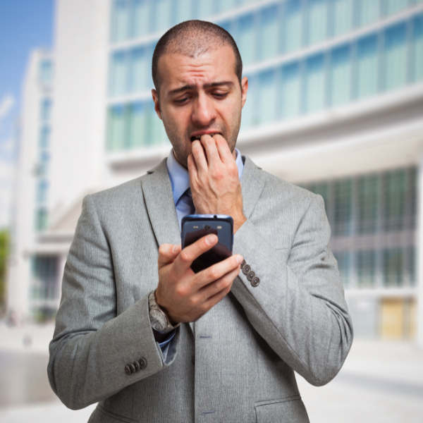 كن جريئا الآن: كيف تتوقف عن الخوف من ردة فعل الناس 1 الخوف من ردة فعل الناس